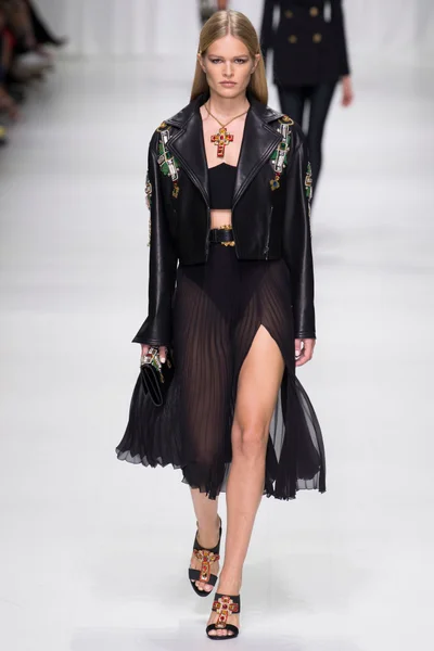 Look 62